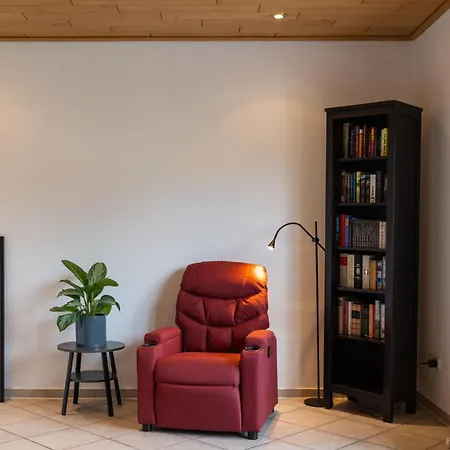 Pop S Huus 35226 Holtland