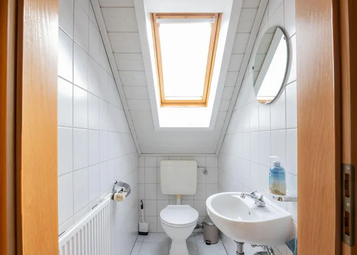 Pop S Huus 35226 * Holtland