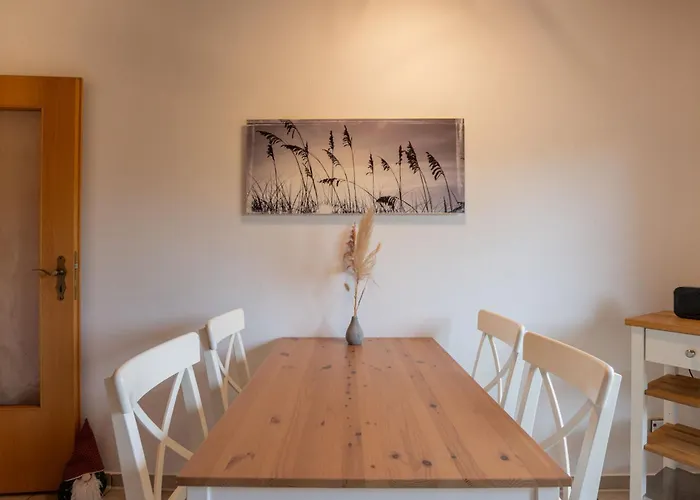 Pop S Huus 35226 * Holtland